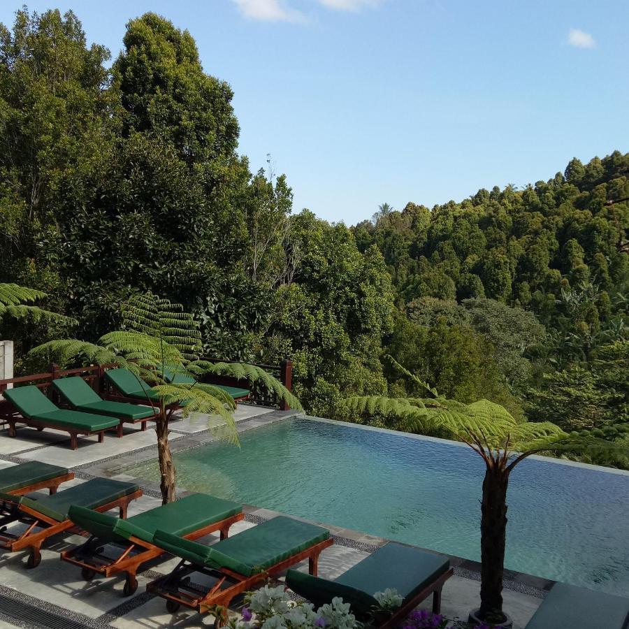 Bintang Munduk Hotel Exterior photo