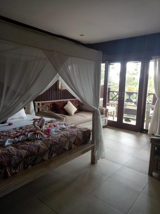Bintang Munduk Hotel Exterior photo