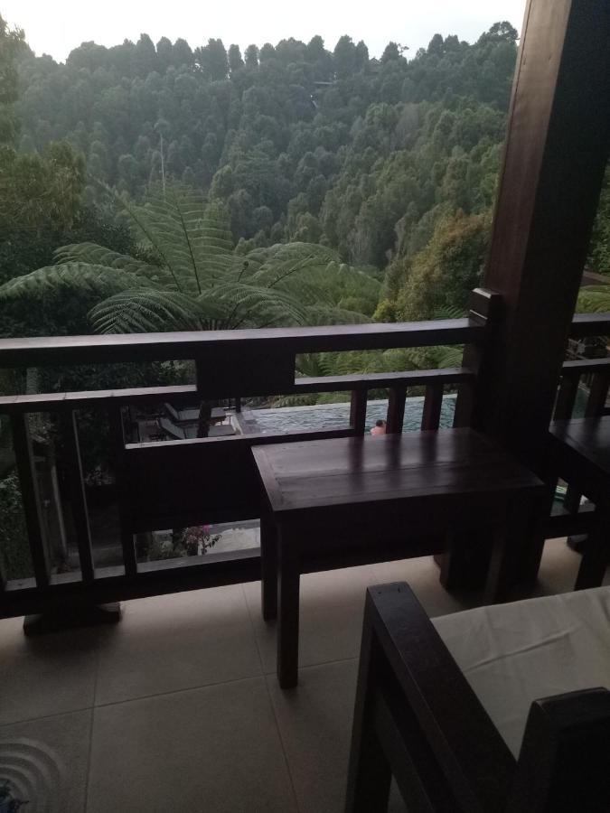 Bintang Munduk Hotel Exterior photo