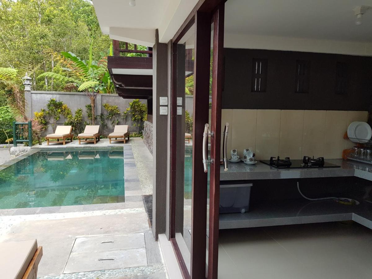 Bintang Munduk Hotel Exterior photo